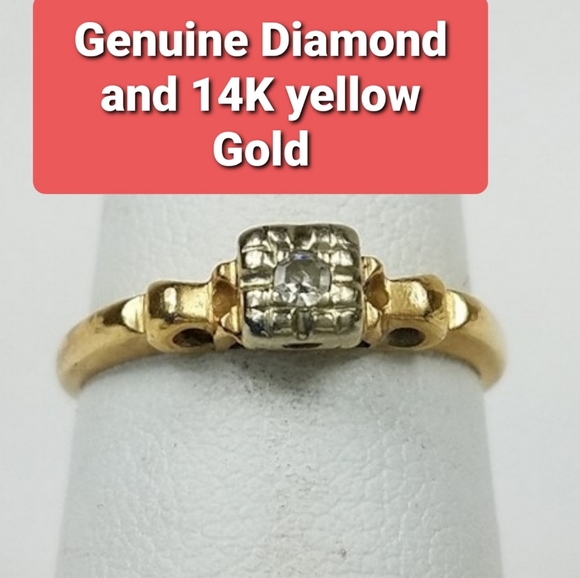 Vntg. 14Kt yellow Gold Ring With Diamond - Sz. 6